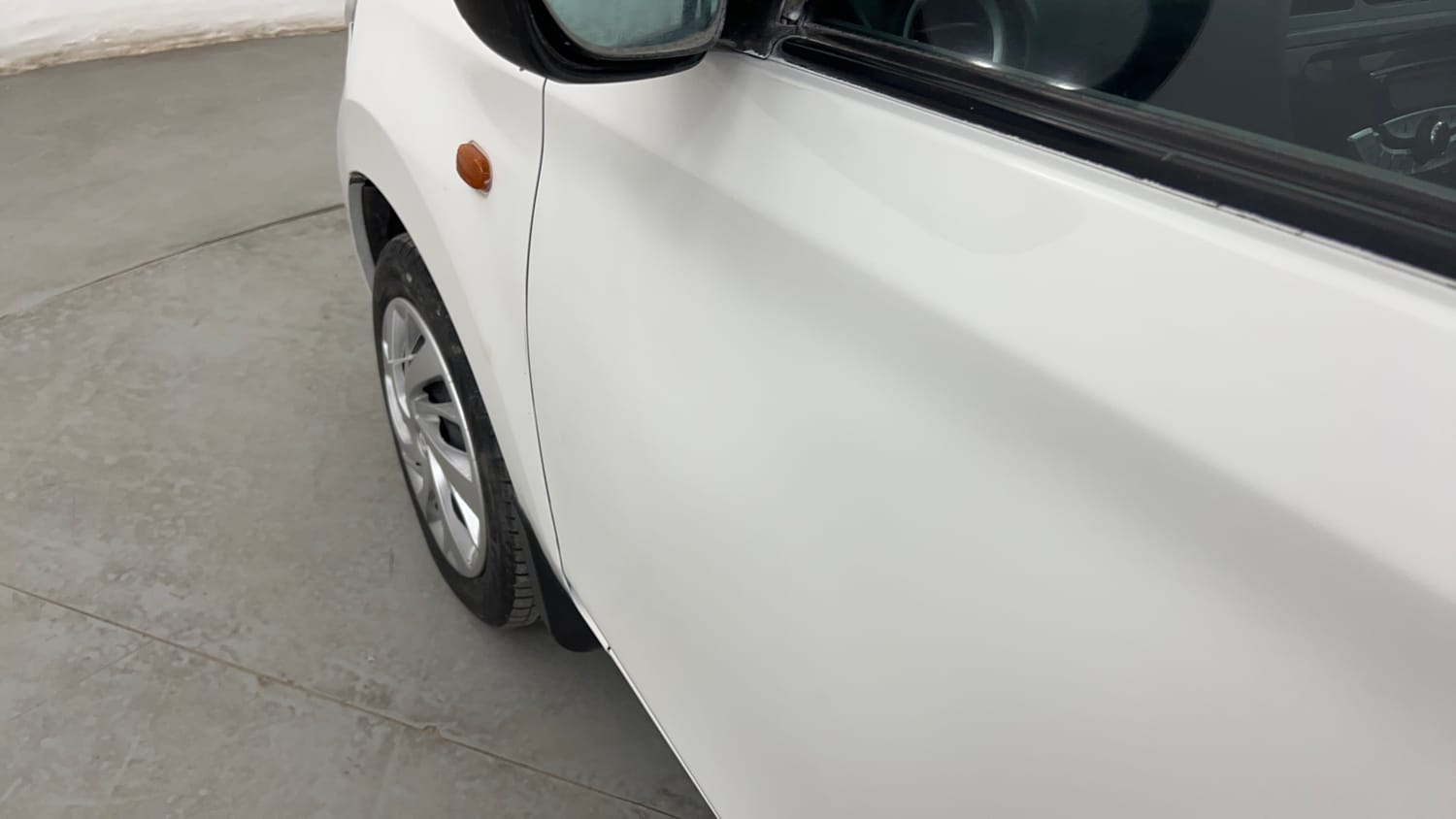 Used 2016 Maruti Suzuki Alto K10 VXi AMT Petrol Automatic dents MINOR SCRATCH