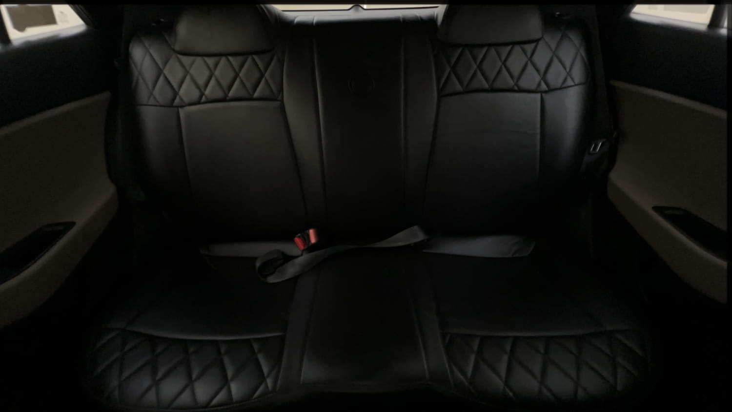 Used 2017 Hyundai Elite i20 Magna Executive 1.2 Petrol Manual interior REAR SEAT CONDITION VIEW