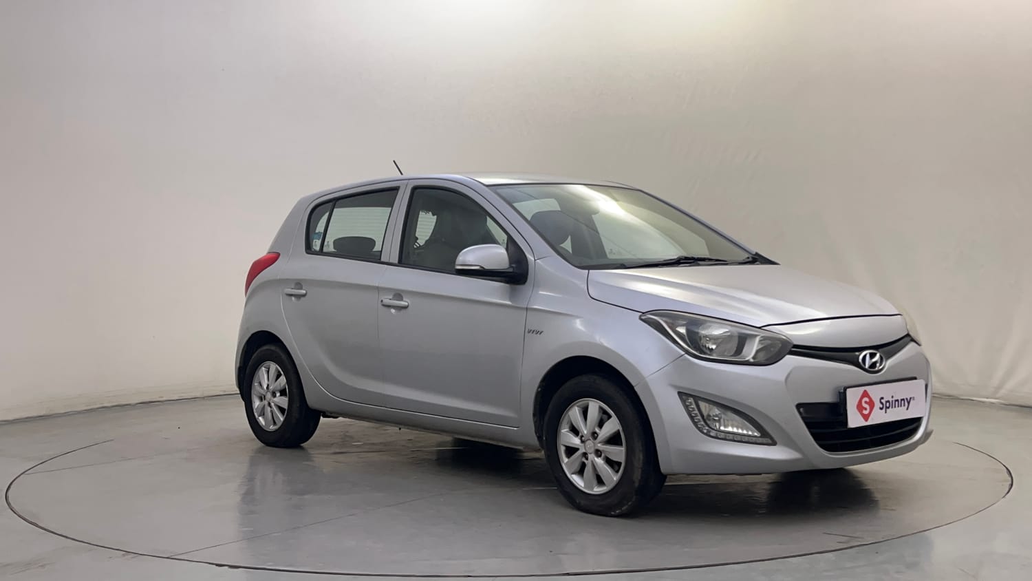 Used 2014 Hyundai i20 Sportz 1.2 Petrol Manual exterior RIGHT FRONT CORNER VIEW