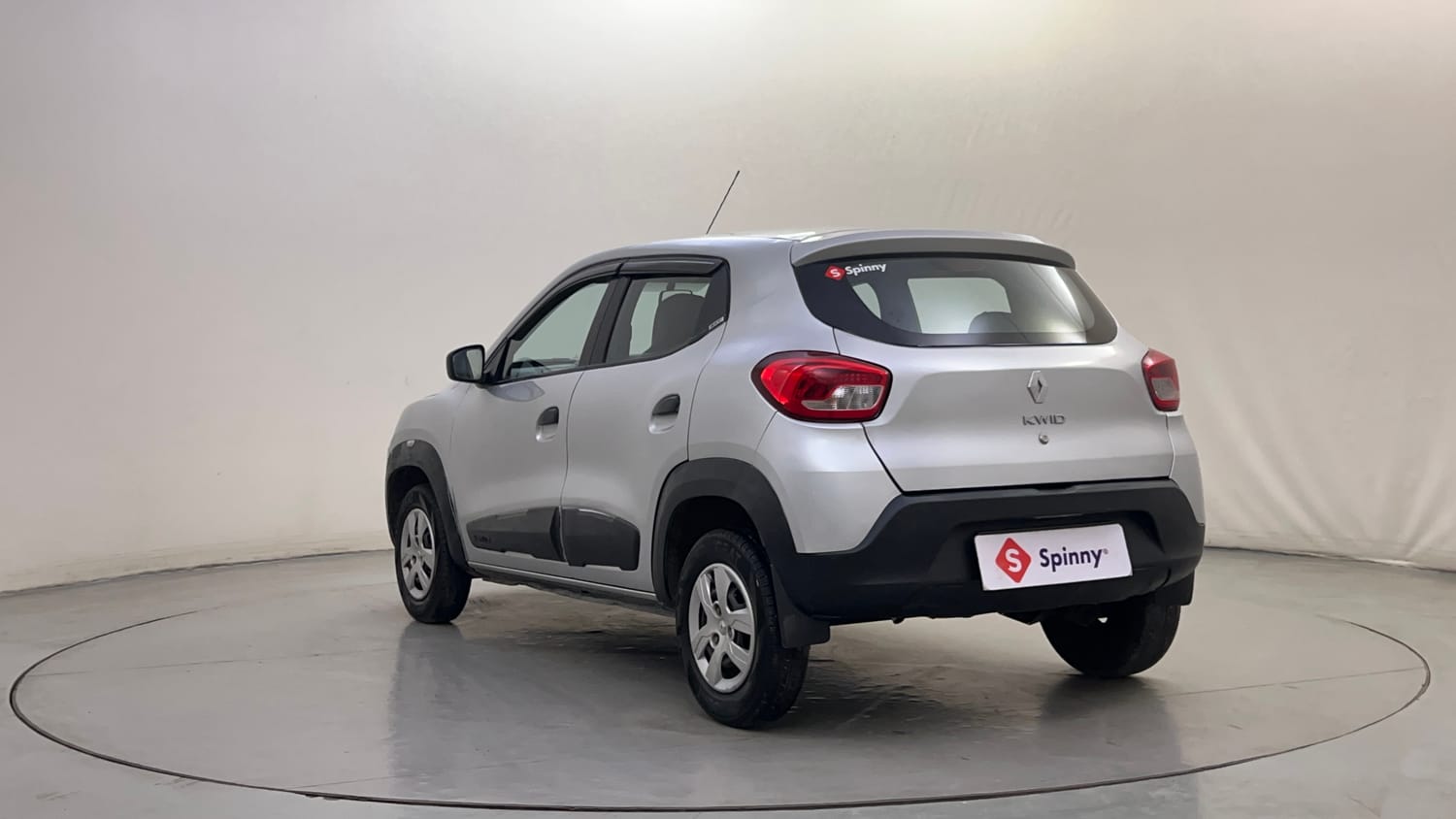 Used 2016 Renault Kwid RXT Petrol Manual exterior LEFT REAR CORNER VIEW