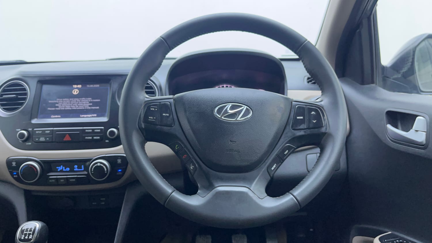 Used 2017 Hyundai Grand i10 Asta 1.2 Kappa VTVT Petrol Manual interior STEERING VIEW
