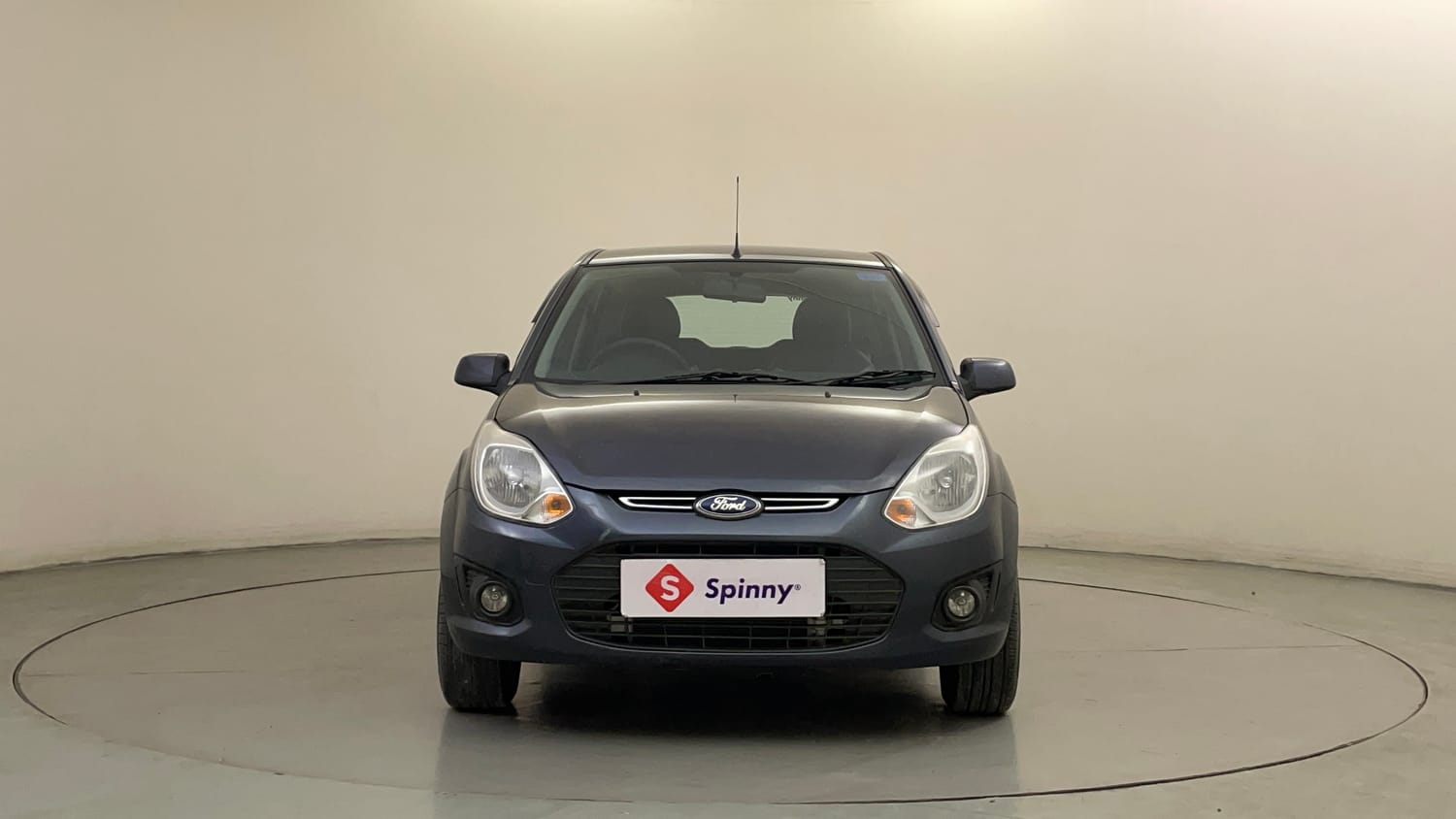 Used 2013 Ford Figo Duratec Petrol ZXI 1.2 Petrol Manual exterior FRONT VIEW