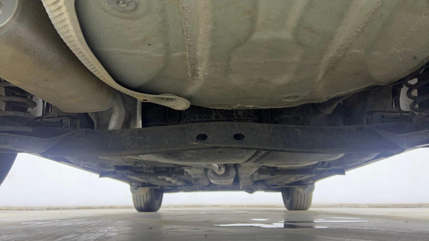 Used 2025 Volkswagen Taigun Topline 1.0 TSI AT Petrol Automatic extra REAR UNDERBODY VIEW (TAKEN FROM REAR)
