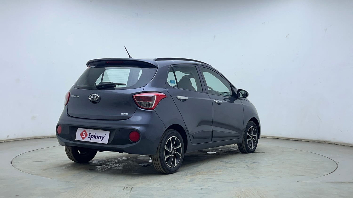 Used 2017 Hyundai Grand i10 Asta 1.2 Kappa VTVT Petrol Manual exterior RIGHT REAR CORNER VIEW