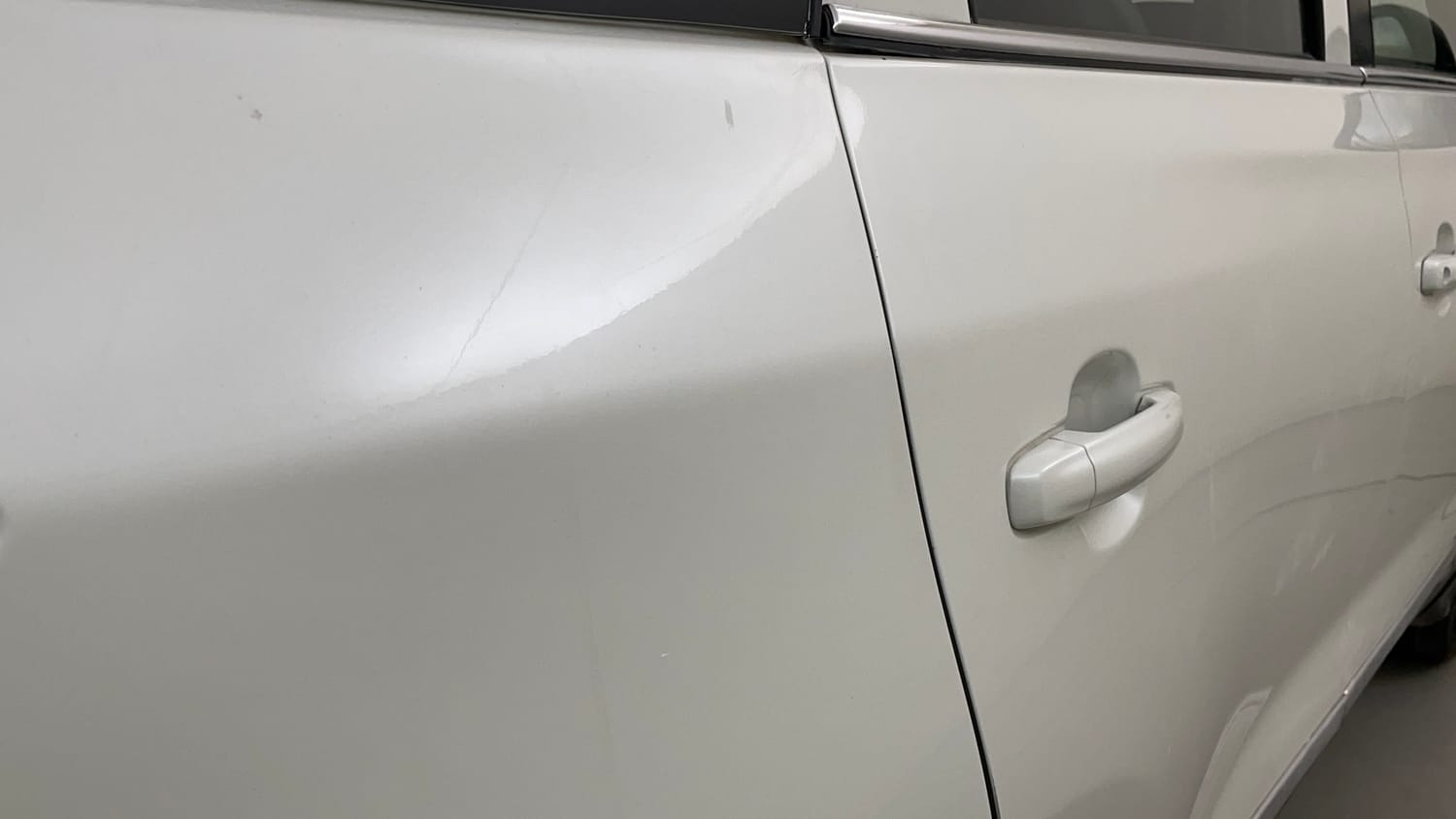 Used 2021 Maruti Suzuki Vitara Brezza ZXi AT SHVS Petrol Automatic dents MINOR DENT