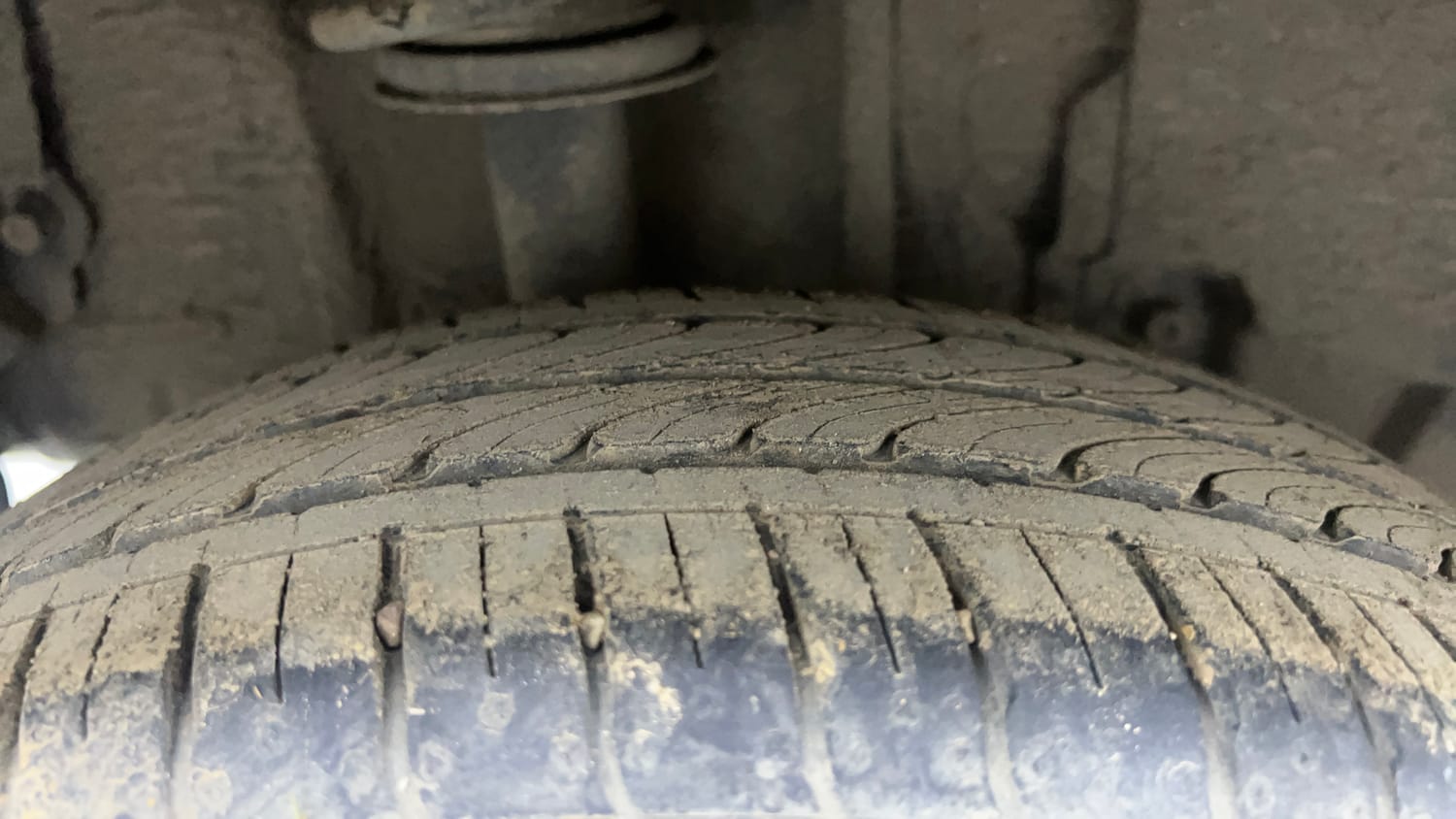 Used 2022 Tata Tigor XZA Plus Dual Tone Petrol Automatic tyres RIGHT REAR TYRE TREAD VIEW