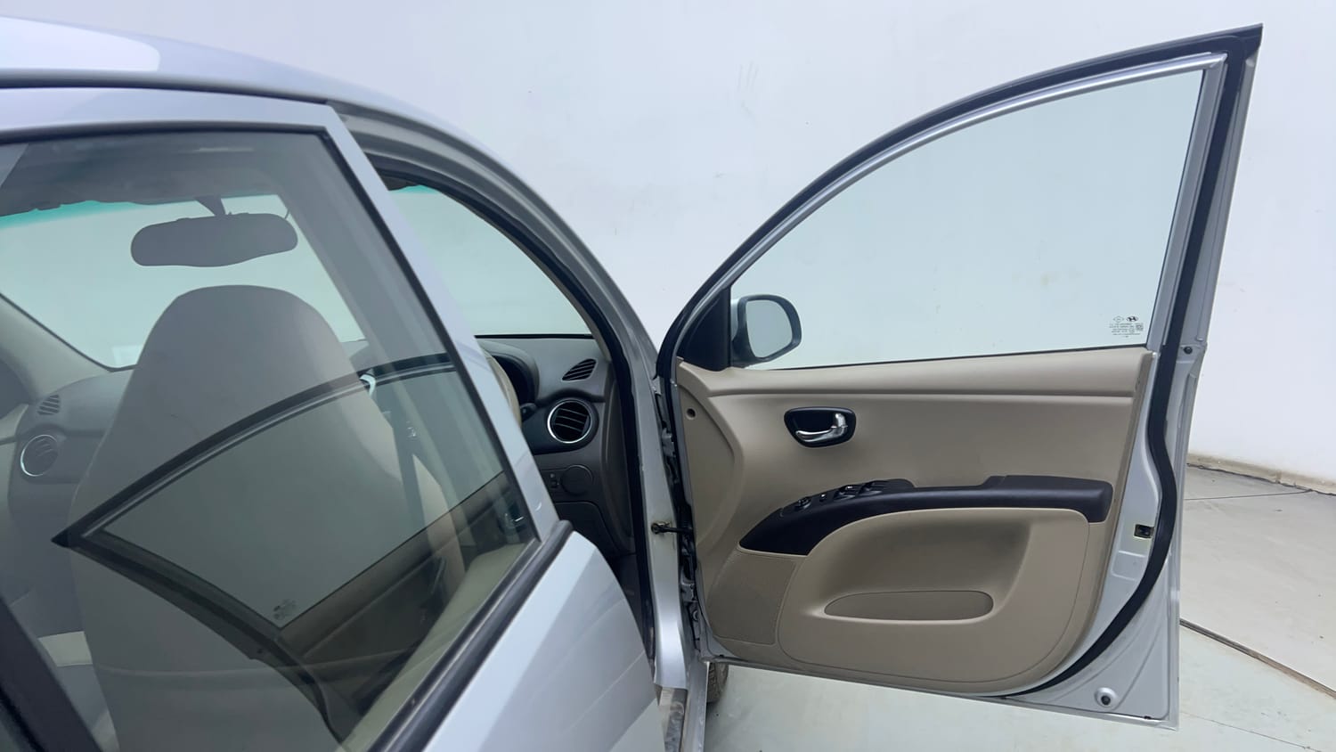 Used 2012 Hyundai i10 Sportz 1.2 AT Kappa2 Petrol Automatic interior RIGHT FRONT DOOR OPEN VIEW