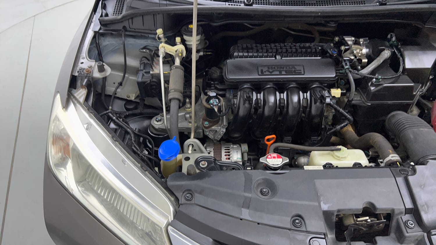 Used 2016 Honda City SV CVT Petrol Automatic engine ENGINE RIGHT SIDE VIEW