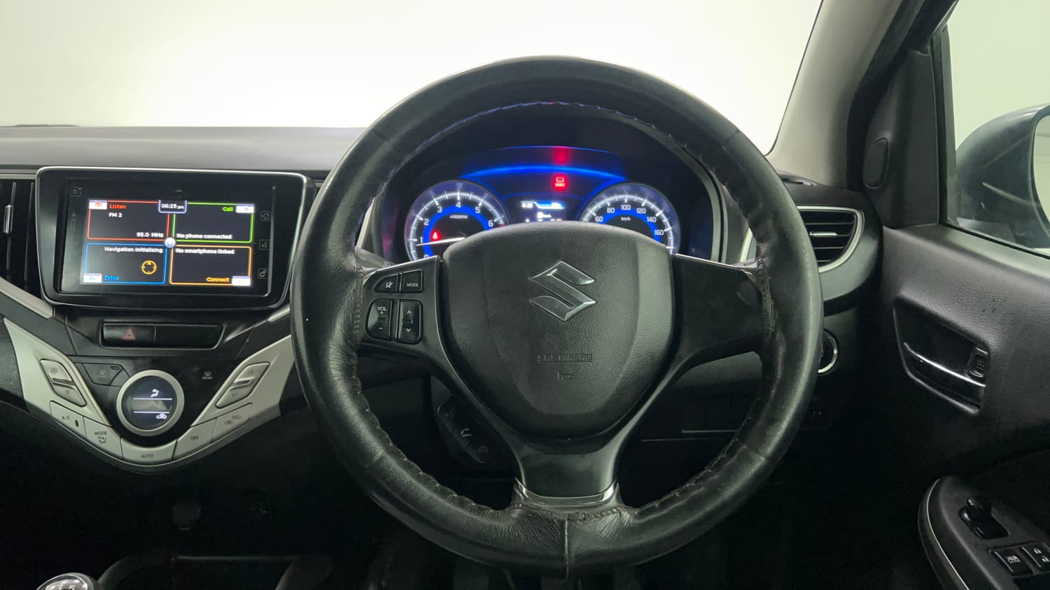 Used 2016 null Petrol Manual interior STEERING VIEW