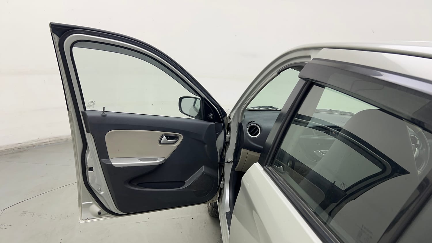 Used 2019 maruti-suzuki Alto K10 VXi (O) AMT Petrol Automatic interior LEFT FRONT DOOR OPEN VIEW