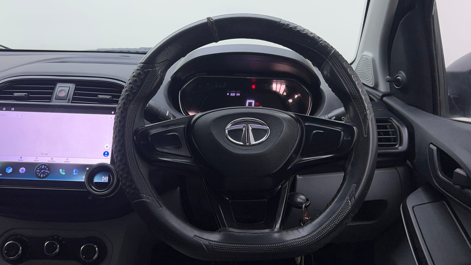 Used 2022 Tata Tiago XE Petrol Manual interior STEERING VIEW