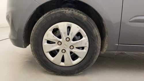 Used 2012 Hyundai i10 Sportz 1.2 Kappa2 Petrol Manual tyres LEFT FRONT TYRE RIM VIEW