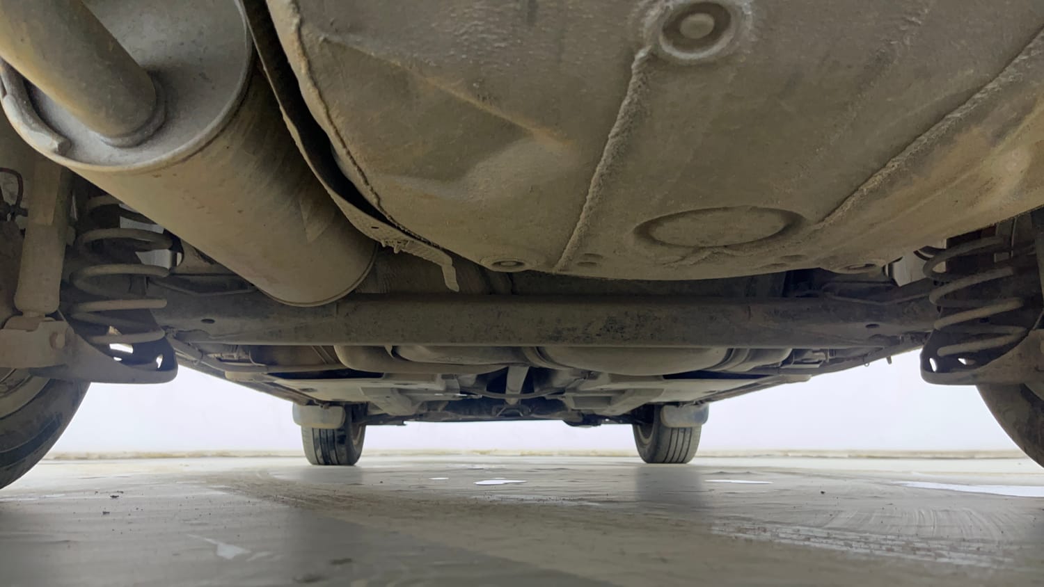 Used 2016 Skoda Rapid 1.5 TDI CR Style Plus AT Diesel Automatic extra REAR UNDERBODY VIEW (TAKEN FROM REAR)