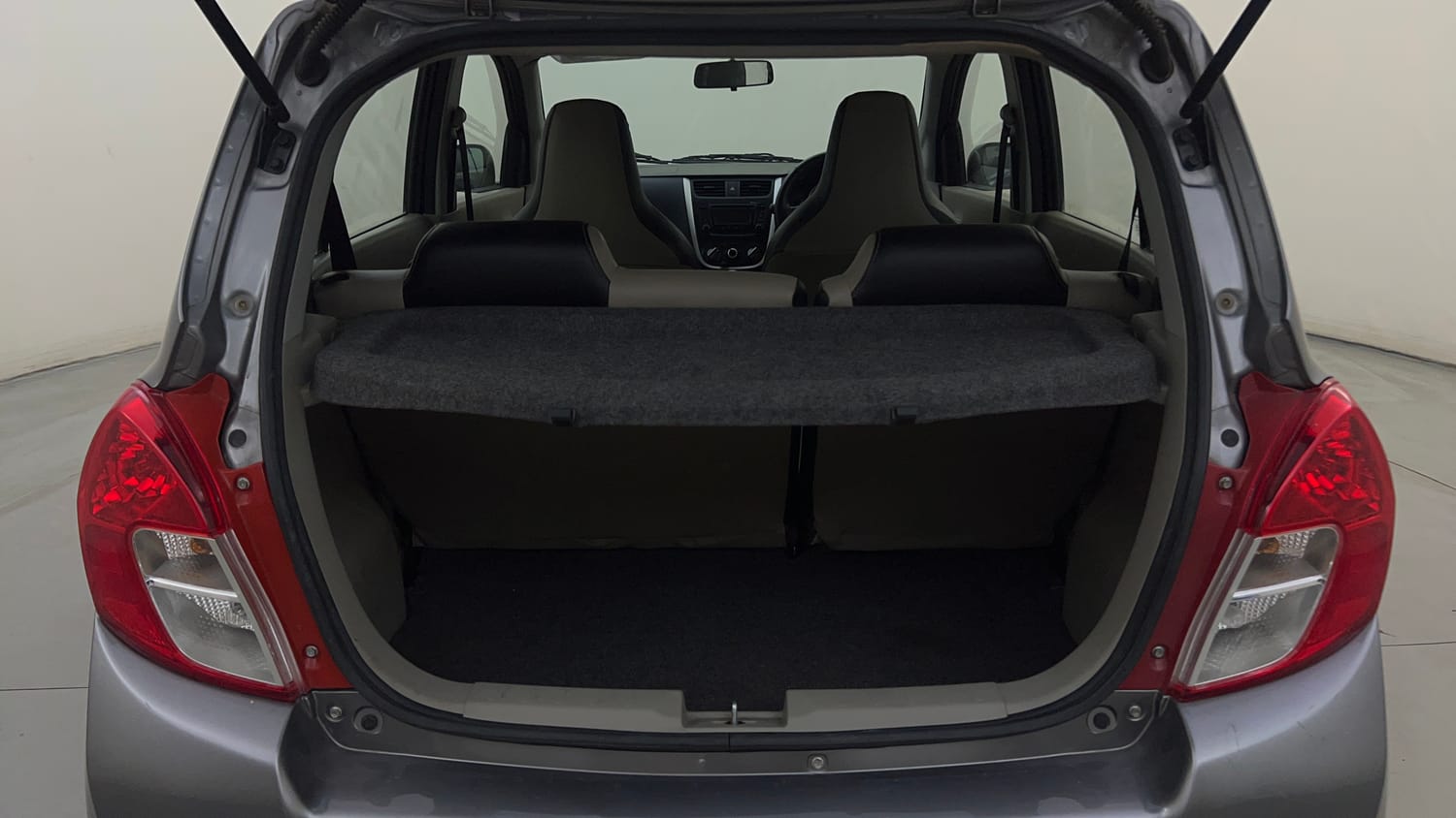 Used 2017 Maruti Suzuki Celerio ZXi Petrol Manual interior DICKY INSIDE VIEW