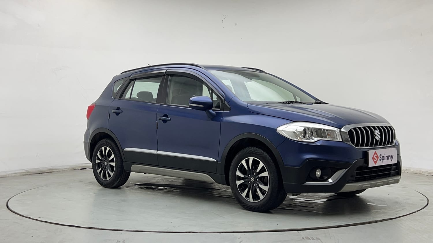 Used 2021 Maruti Suzuki S-Cross Zeta Petrol Manual exterior RIGHT FRONT CORNER VIEW