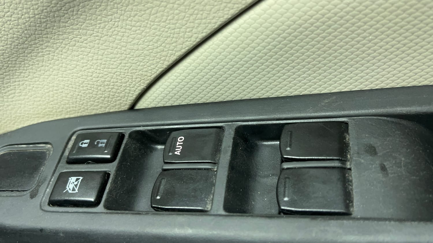 Used 2019 Maruti Suzuki Celerio VXi (O) CNG Cng Manual top_features Power windows