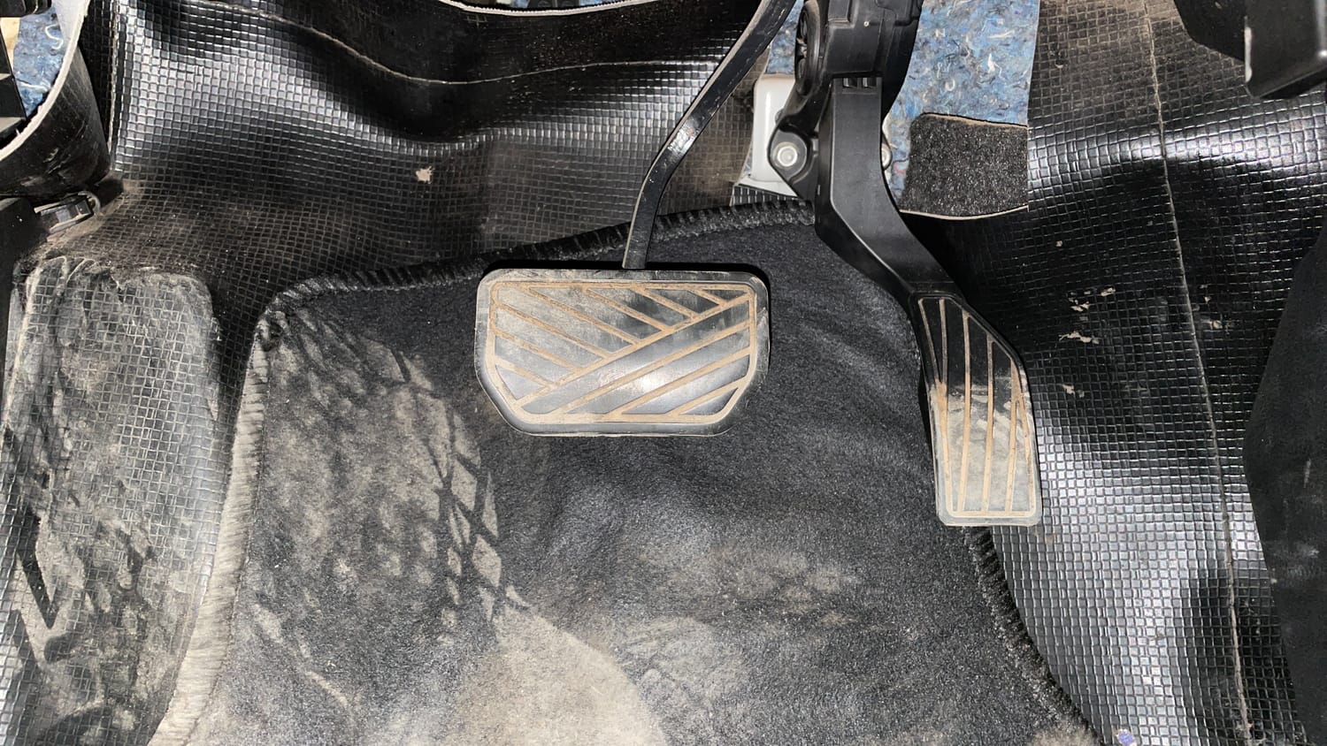 Used 2021 Maruti Suzuki Vitara Brezza ZXi AT SHVS Petrol Automatic interior PEDALS VIEW