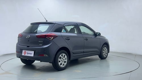 Used 2016 Hyundai Elite i20 Sportz 1.2 Petrol Manual exterior RIGHT REAR CORNER VIEW