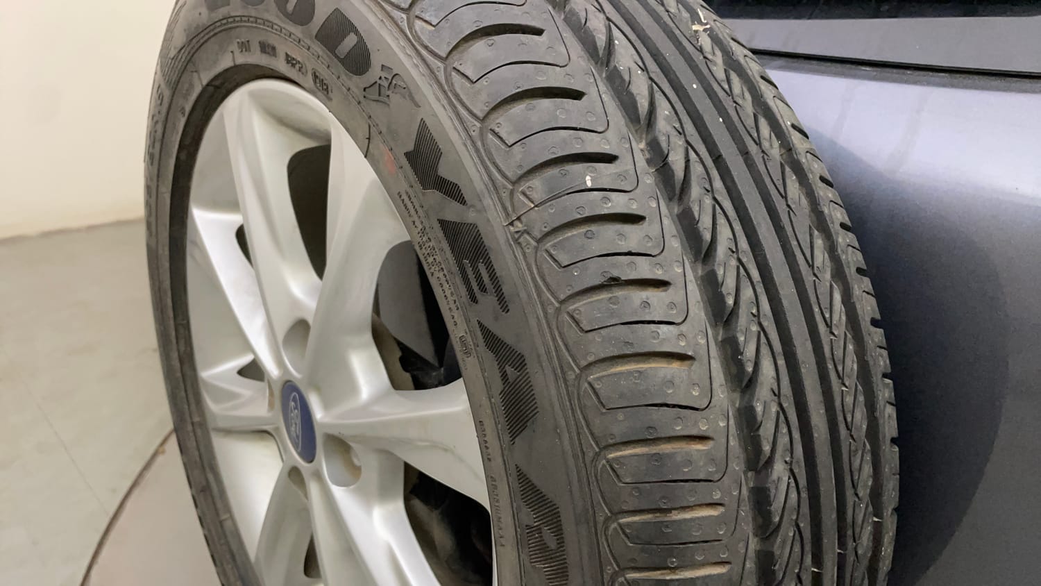 Used 2018 Ford EcoSport Titanium 1.5L TDCi Diesel Manual tyres SPARE TYRE VIEW