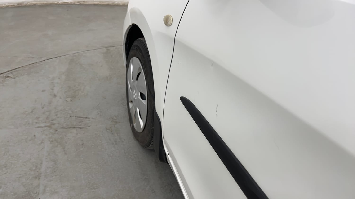 Used 2016 Maruti Suzuki Celerio VXi CNG Cng Manual dents MINOR SCRATCH