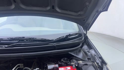 Used 2016 Hyundai Elite i20 Sportz 1.2 Petrol Manual engine ENGINE LEFT SIDE HINGE & APRON VIEW