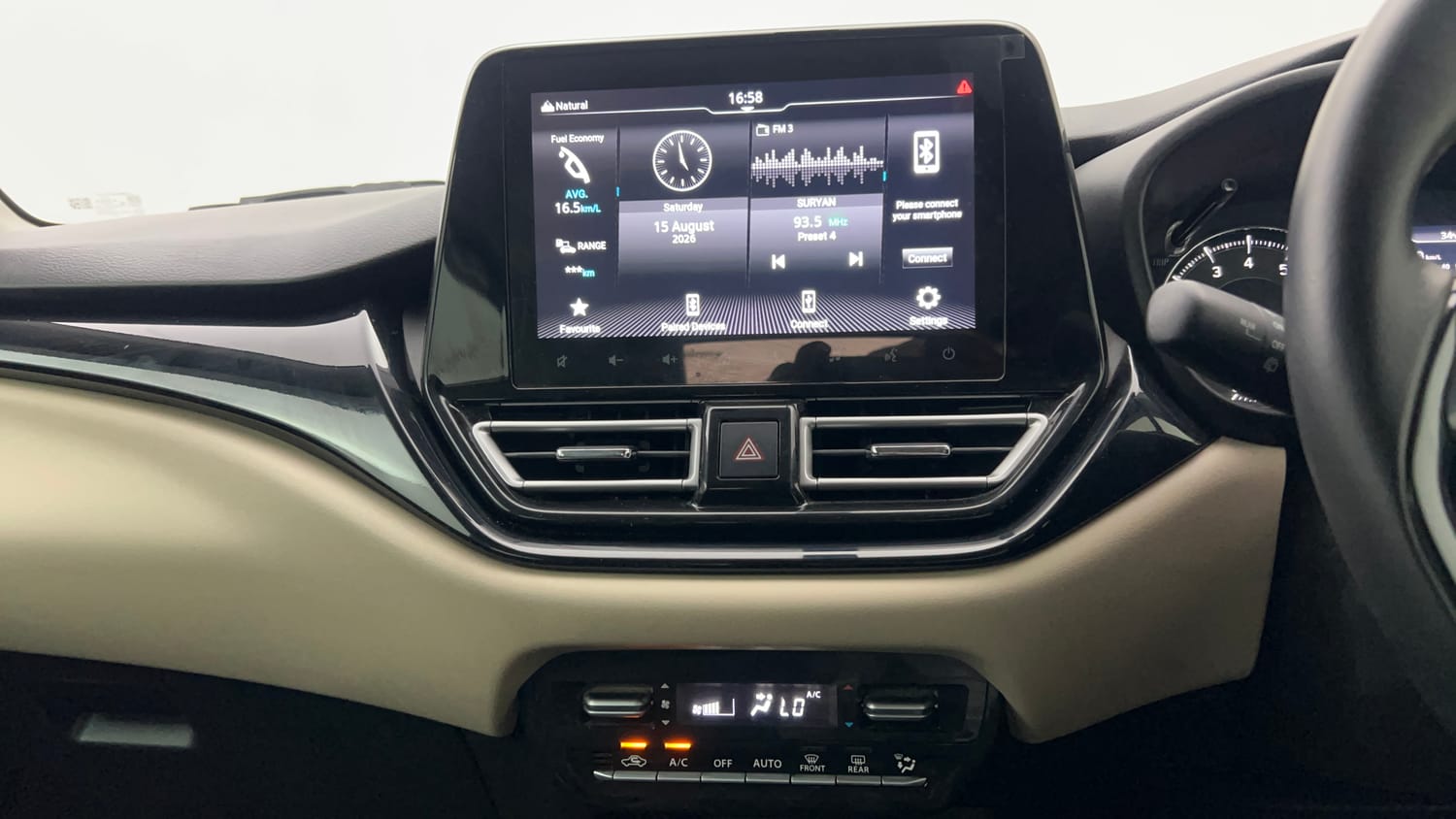 Used 2022 Toyota Glanza V Petrol Manual interior MUSIC SYSTEM & AC CONTROL VIEW