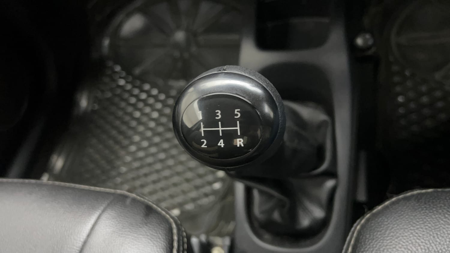 Used 2018 Maruti Suzuki Wagon R LXI CNG Cng Manual interior GEAR  KNOB VIEW