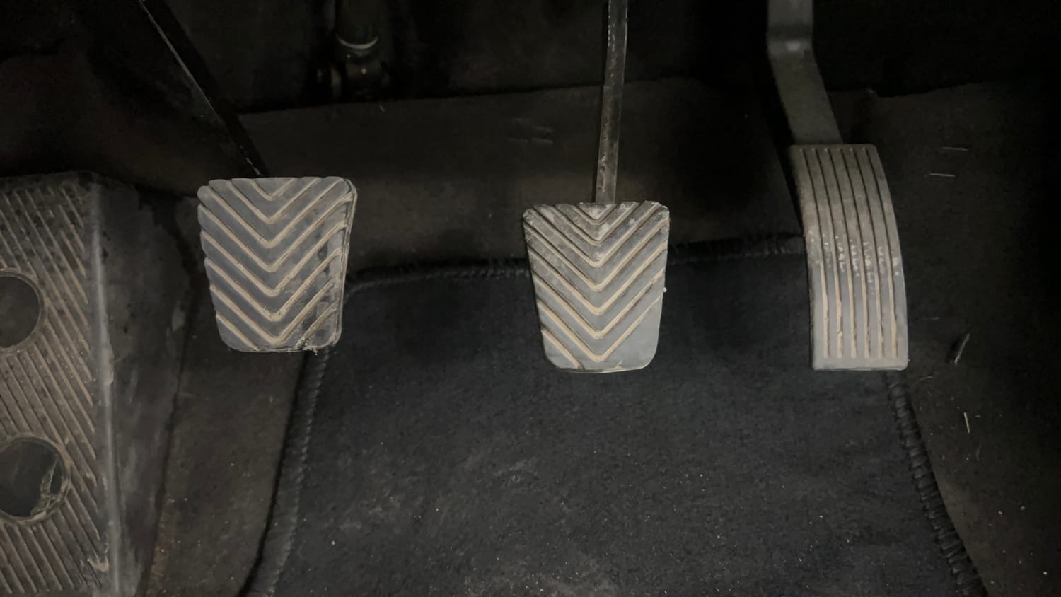 Used 2015 Hyundai Verna Fluidic 1.6 VTVT SX Petrol Manual interior PEDALS VIEW