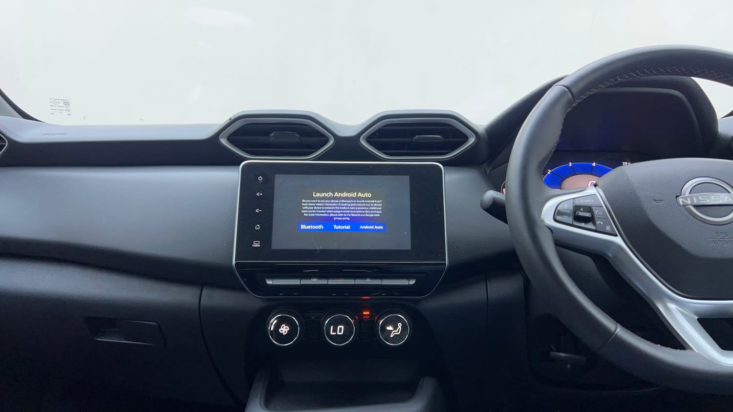 Used 2023 Nissan Magnite XV Premium Turbo Petrol Manual interior MUSIC SYSTEM & AC CONTROL VIEW