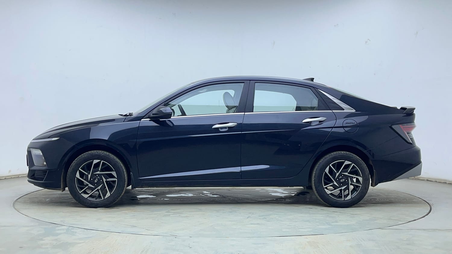 Used 2026 Hyundai Verna 1.5 MPi Petrol IVT HX 6 Petrol Automatic exterior LEFT SIDE VIEW