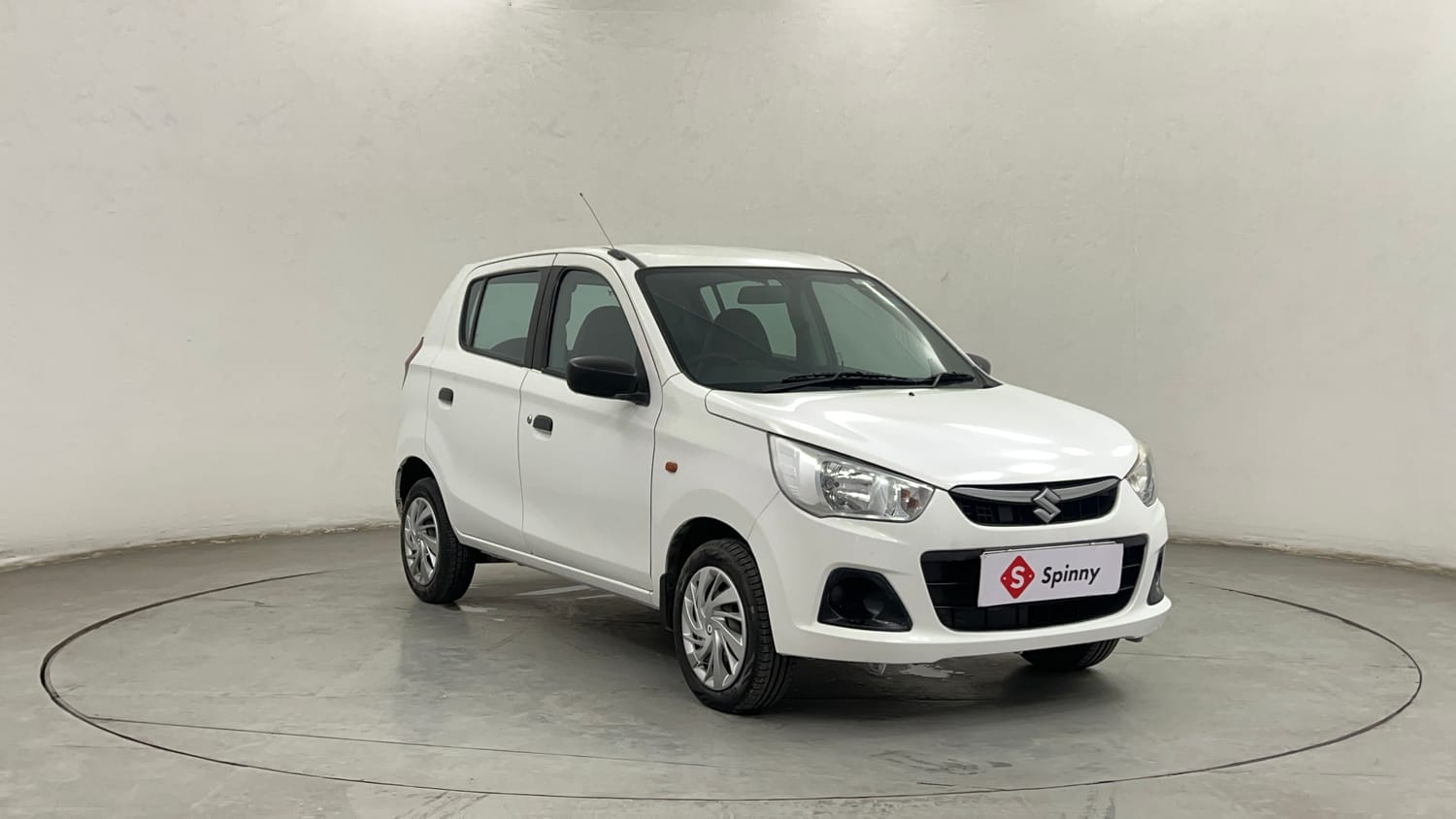 Used 2016 Maruti Suzuki Alto K10 VXi AMT Petrol Automatic exterior RIGHT FRONT CORNER VIEW
