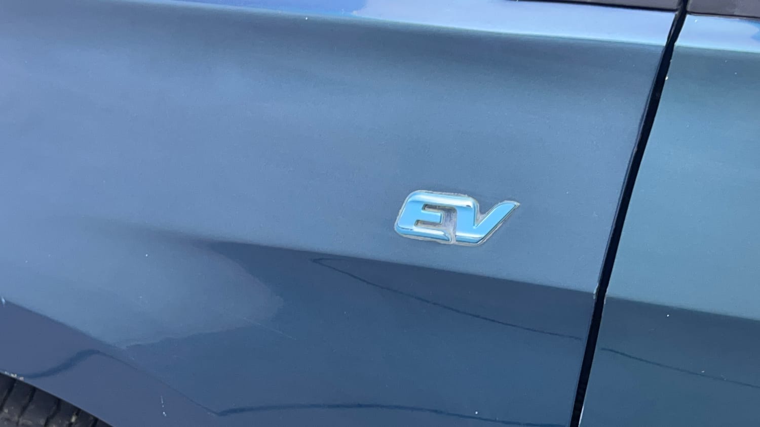 Used 2022 Tata Tigor EV XZ Plus Electric Automatic dents MINOR SCRATCH