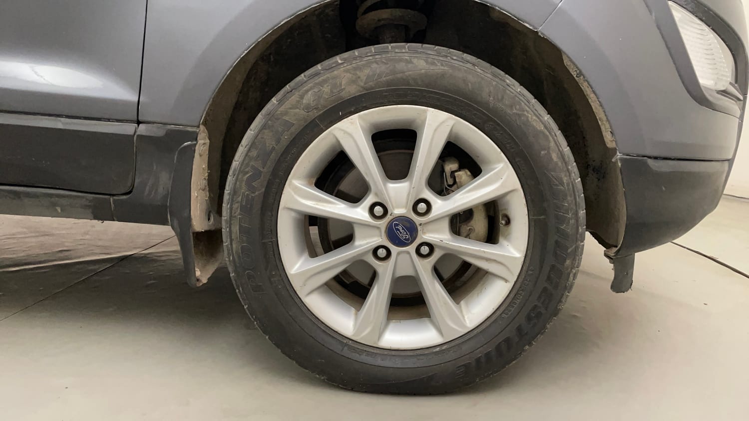 Used 2018 Ford EcoSport Titanium 1.5L TDCi Diesel Manual tyres RIGHT FRONT TYRE RIM VIEW