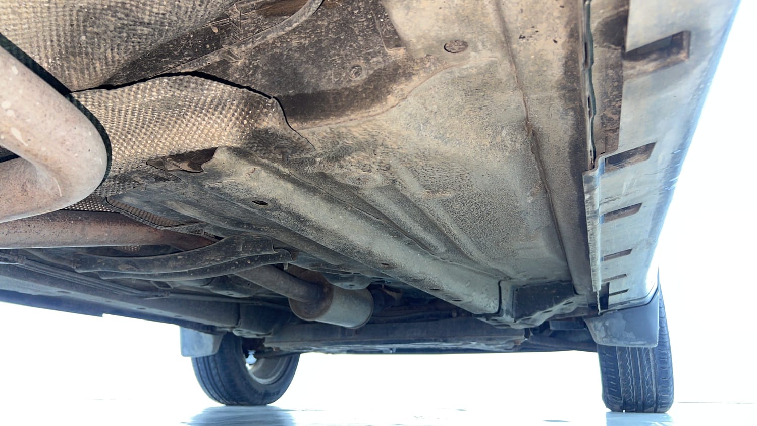 Used 2017 Ford EcoSport Titanium 1.5L Ti-VCT Petrol Manual extra REAR RIGHT UNDERBODY VIEW