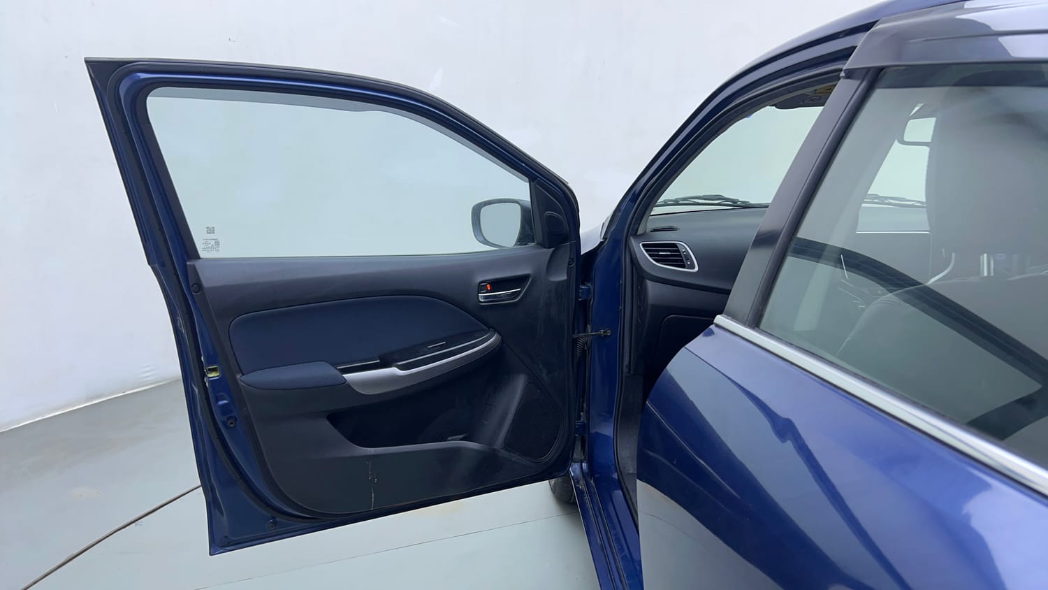Used 2021 Maruti Suzuki Baleno Zeta Petrol Manual interior LEFT FRONT DOOR OPEN VIEW