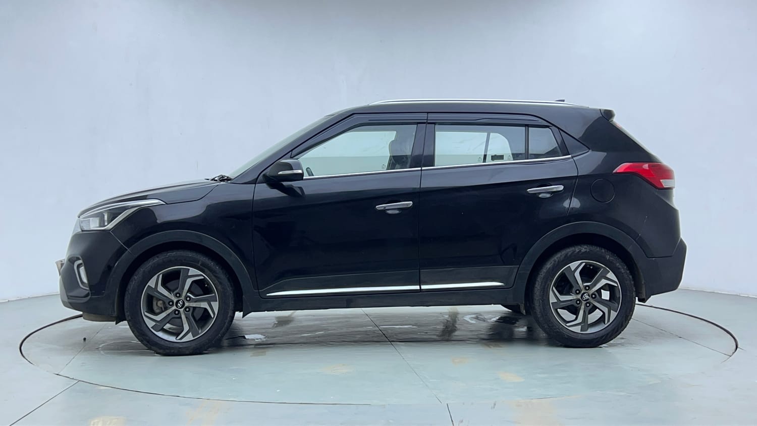 Used 2018 Hyundai Creta SX 1.6 AT Petrol Petrol Automatic exterior LEFT SIDE VIEW