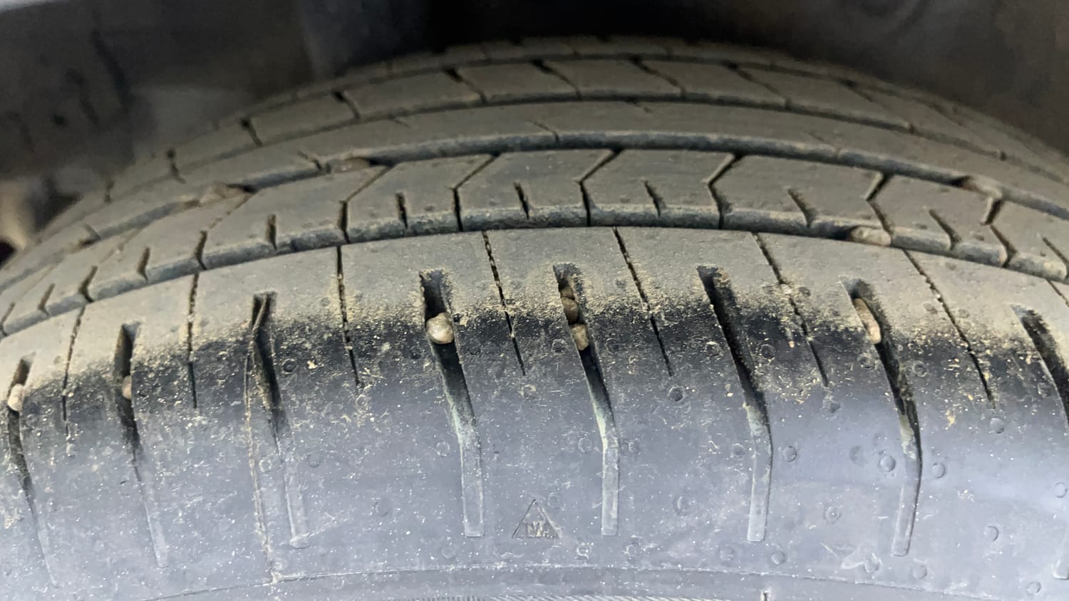 Used 2026 Hyundai Verna 1.5 MPi Petrol IVT HX 6 Petrol Automatic tyres RIGHT REAR TYRE TREAD VIEW