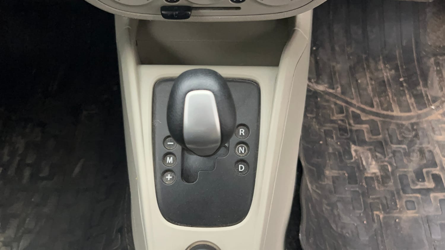 Used 2018 maruti-suzuki Alto K10 VXi (O) AMT Petrol Automatic interior GEAR  KNOB VIEW
