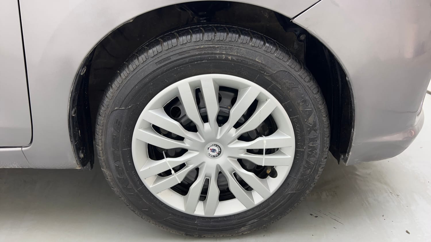 Used 2019 Maruti Suzuki Celerio VXi (O) CNG Cng Manual tyres RIGHT FRONT TYRE RIM VIEW