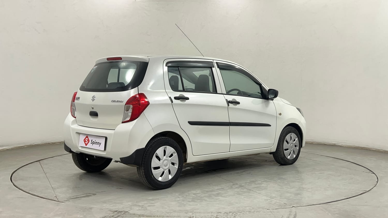 Used 2016 Maruti Suzuki Celerio VXi CNG Cng Manual exterior RIGHT REAR CORNER VIEW