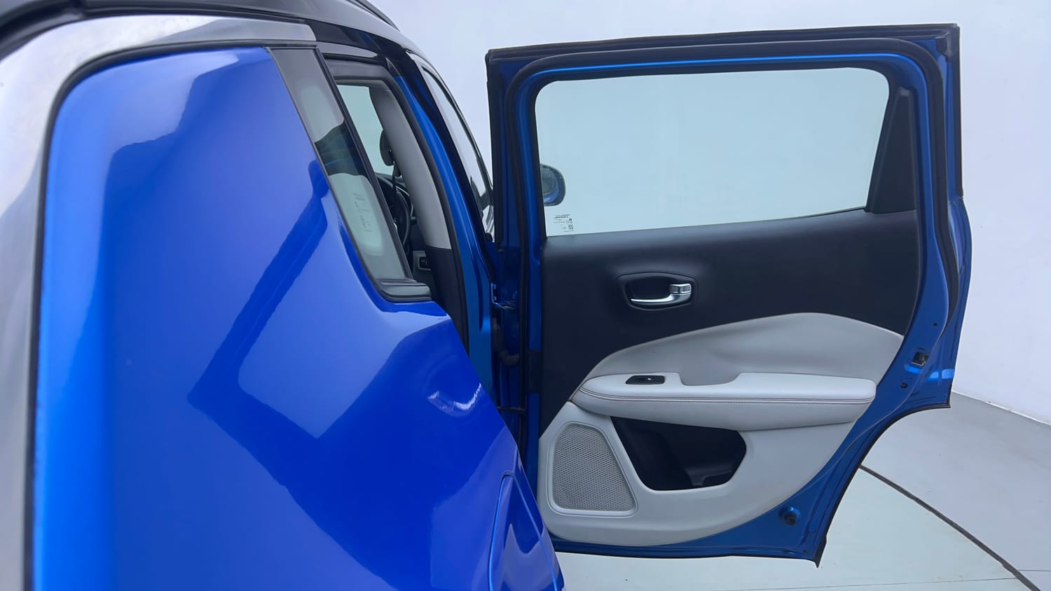 Used 2018 Jeep Compass Limited 1.4 Petrol AT Petrol Automatic interior RIGHT REAR DOOR OPEN VIEW