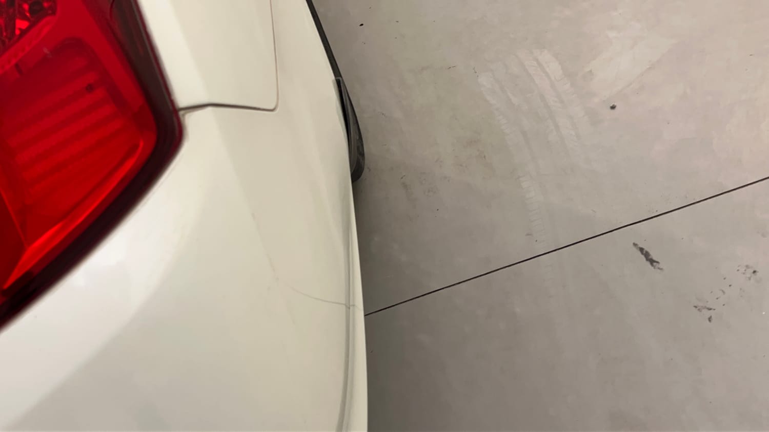 Used 2018 Nissan Sunny XV CVT Petrol Automatic dents MINOR SCRATCH