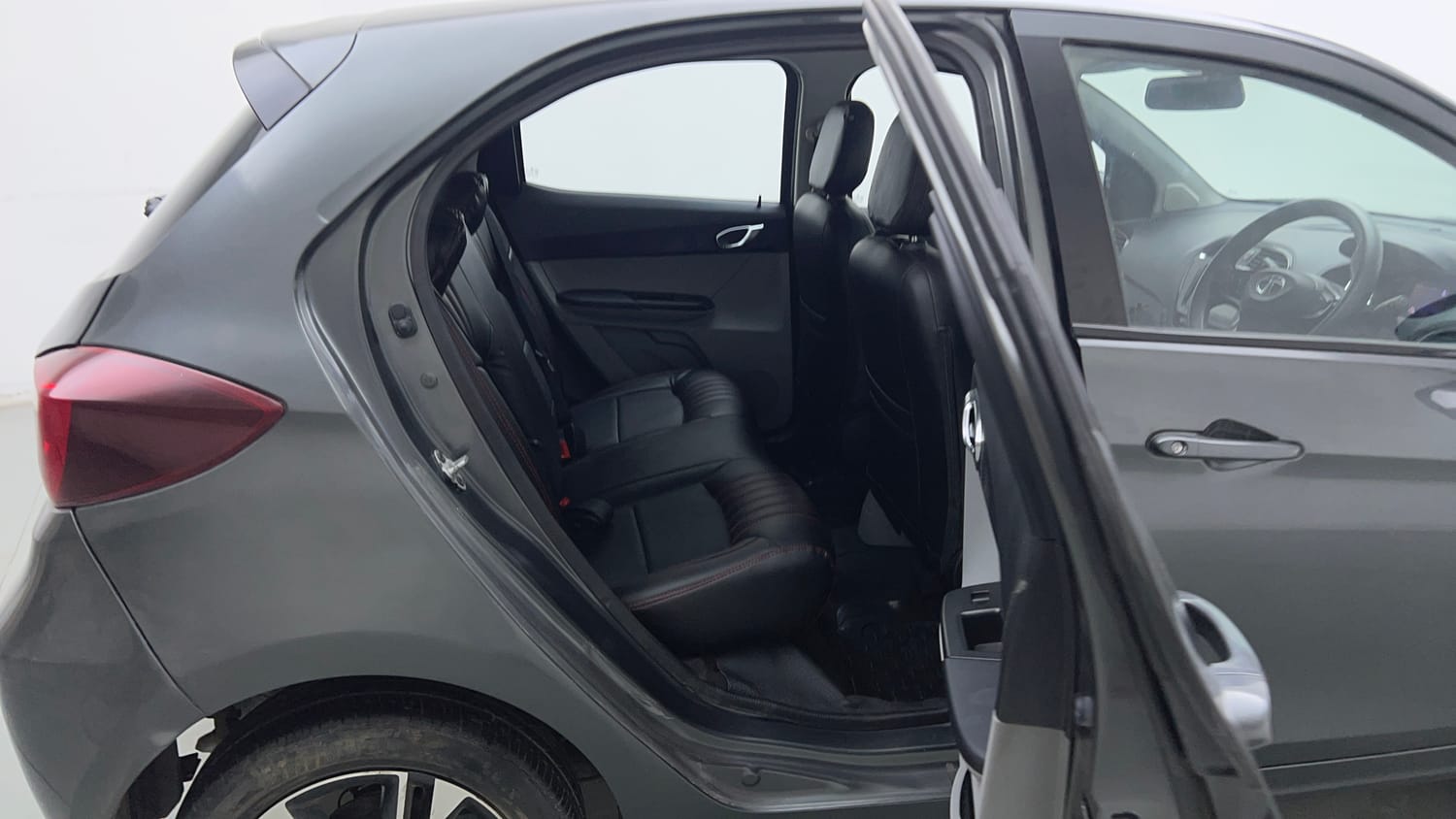 Used 2020 Tata Tiago XZ Plus Petrol Manual interior RIGHT SIDE REAR DOOR CABIN VIEW