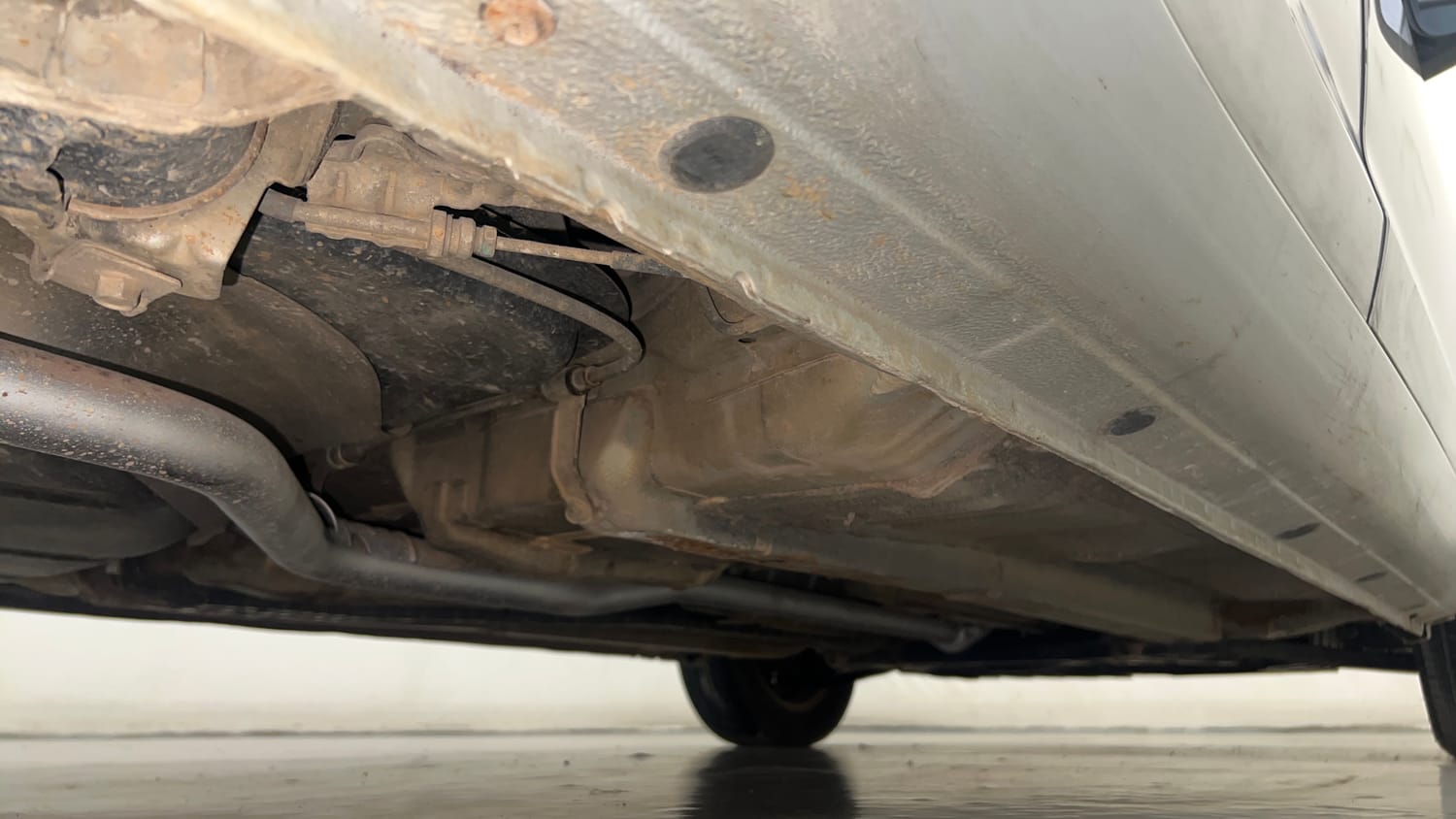 Used 2014 Hyundai i20 Sportz 1.2 Petrol Manual extra REAR RIGHT UNDERBODY VIEW