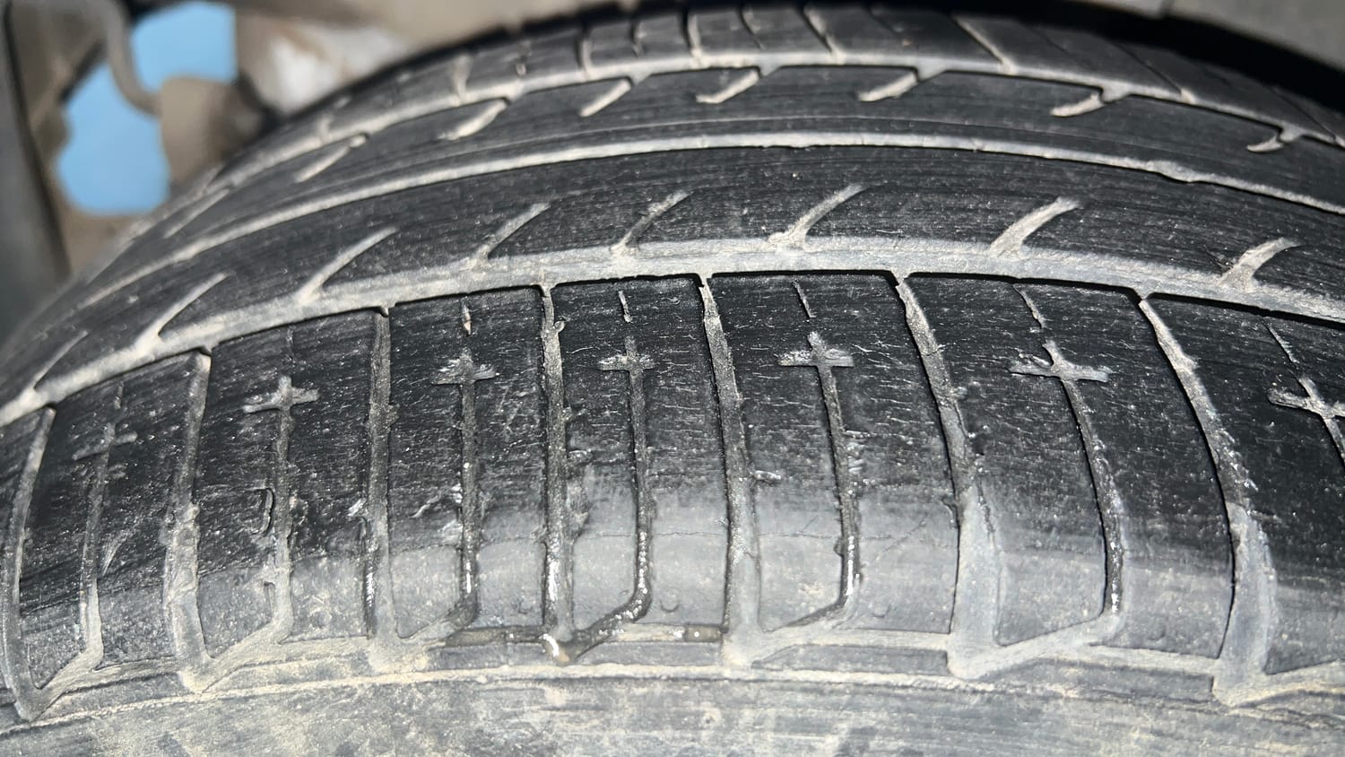 Used 2020 Tata Tiago XZ Plus Petrol Manual tyres RIGHT REAR TYRE TREAD VIEW