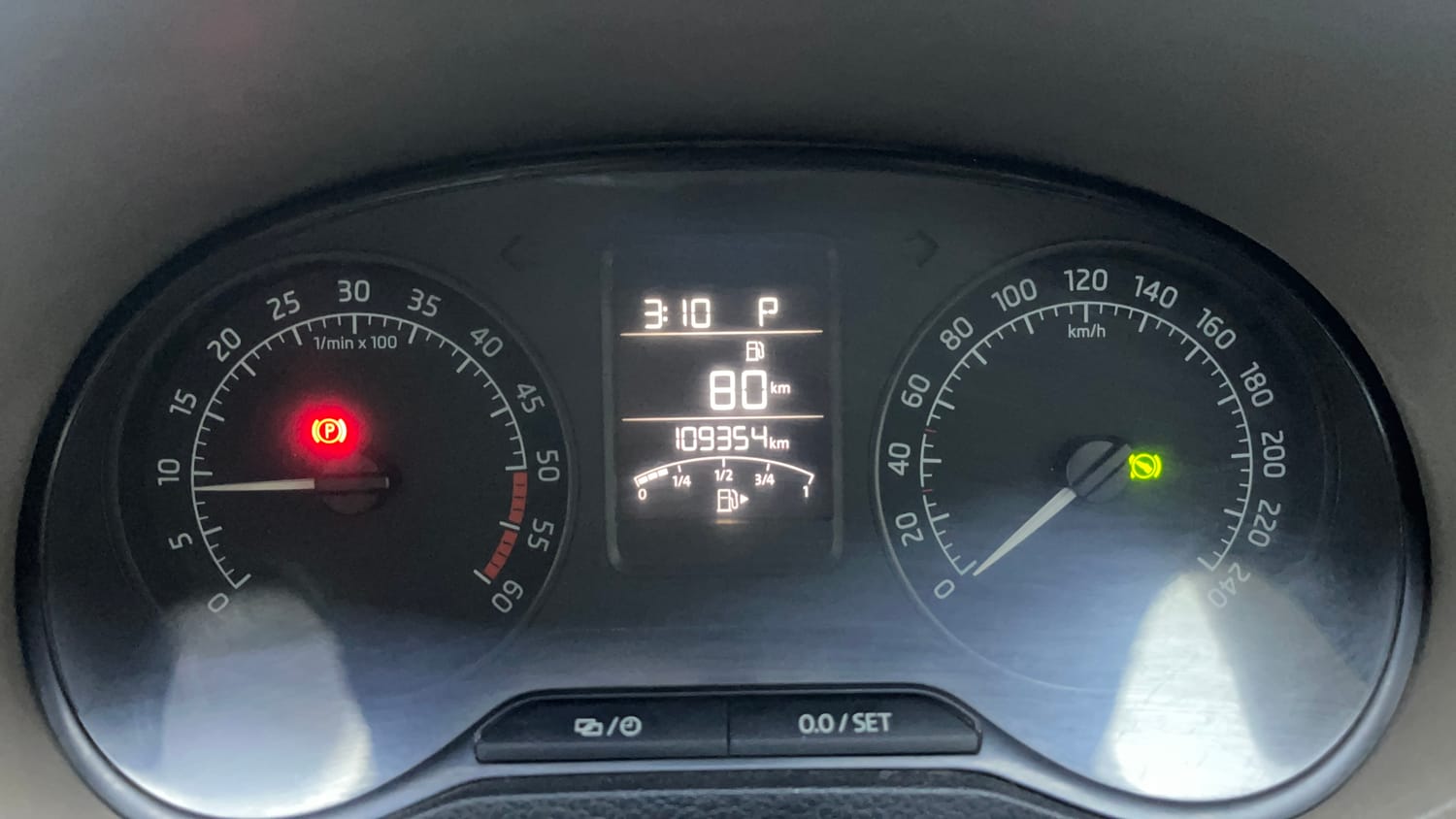 Used 2016 Skoda Rapid 1.5 TDI CR Style Plus AT Diesel Automatic interior CLUSTERMETER VIEW