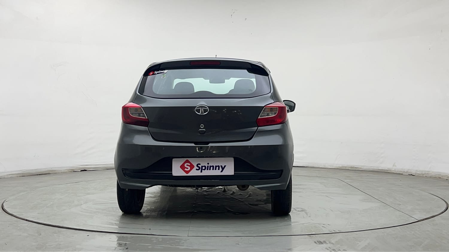 Used 2022 Tata Tiago XE Petrol Manual exterior BACK VIEW