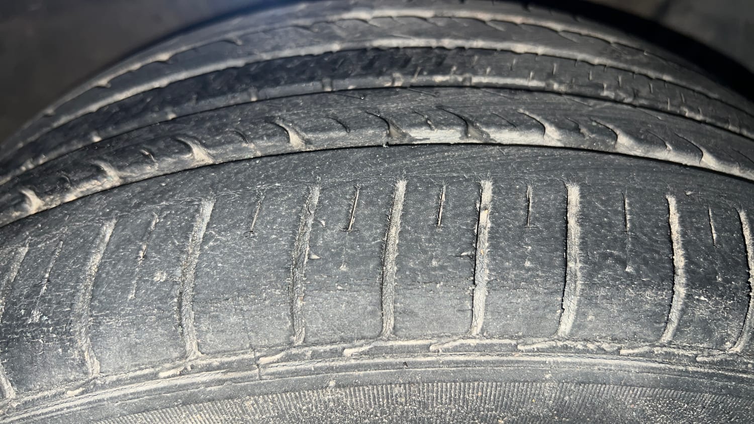 Used 2018 Maruti Suzuki Ciaz Alpha 1.4 MT Petrol Manual tyres RIGHT FRONT TYRE TREAD VIEW
