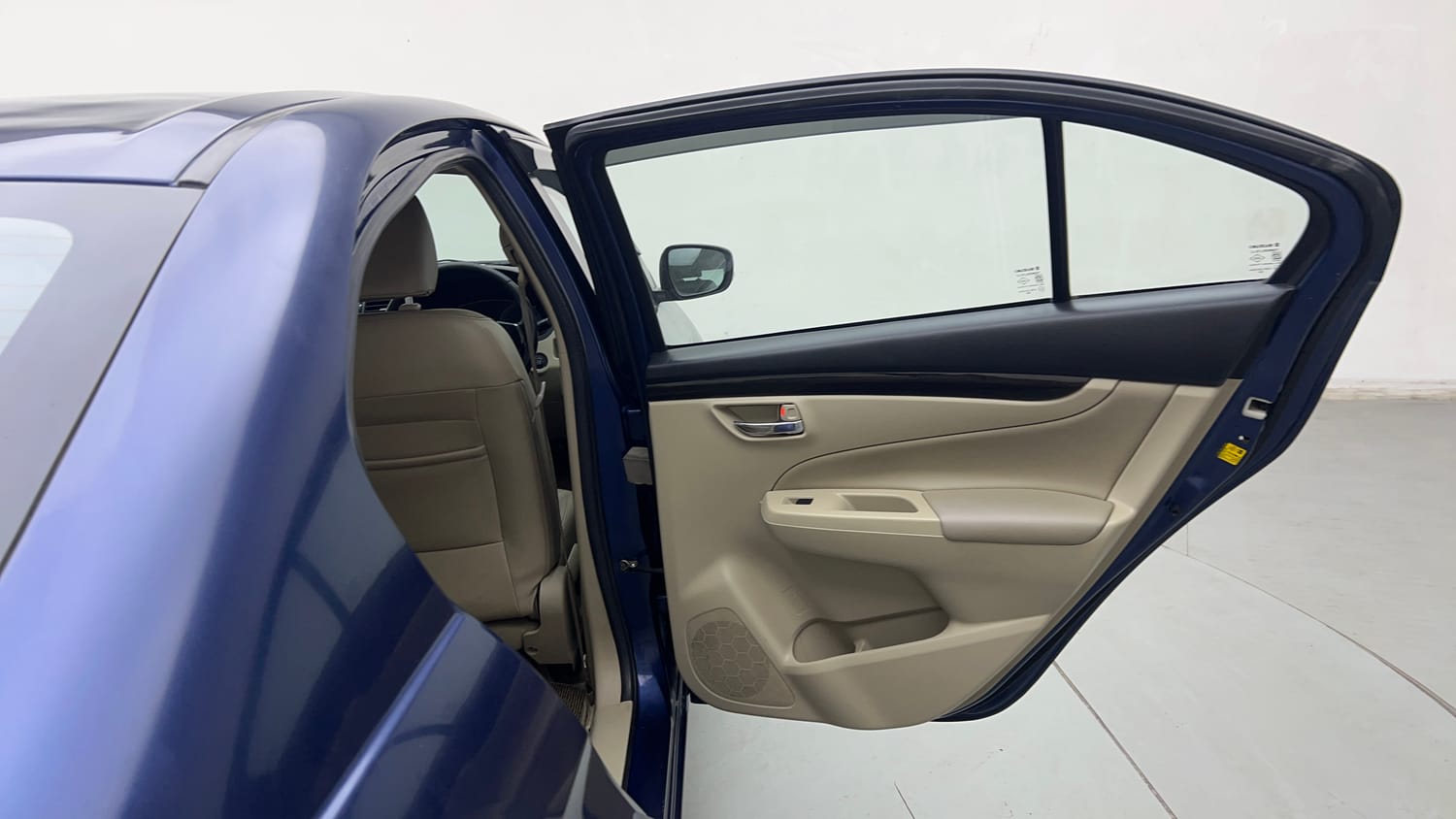 Used 2018 Maruti Suzuki Ciaz Alpha 1.4 MT Petrol Manual interior RIGHT REAR DOOR OPEN VIEW