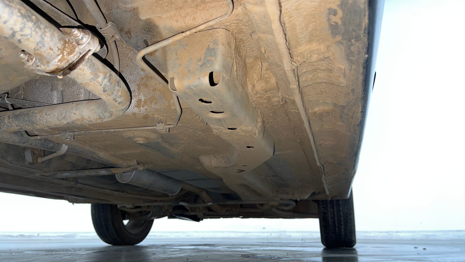 Used 2020 Tata Tiago XZ Plus Petrol Manual extra REAR RIGHT UNDERBODY VIEW